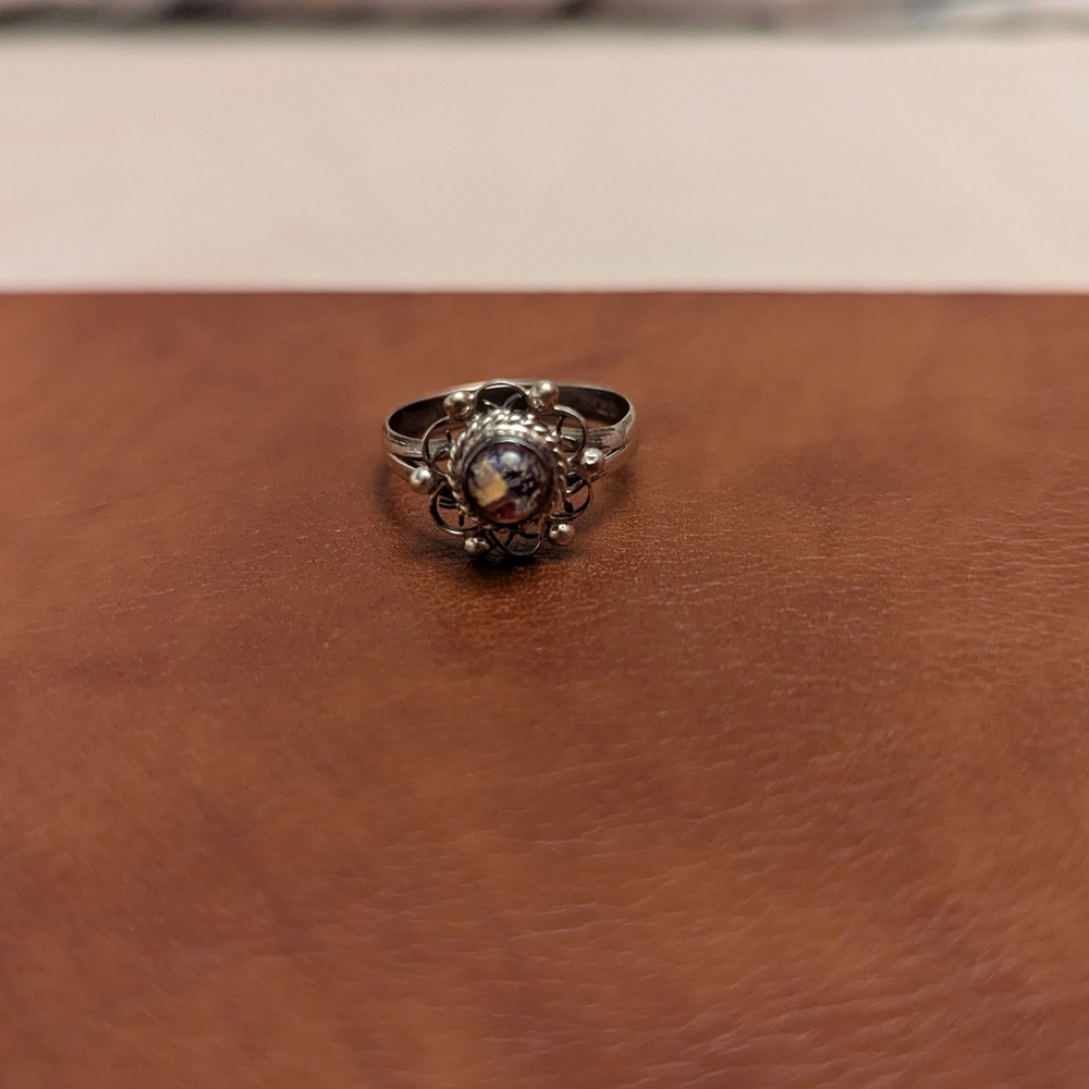 Vintage flower gem ring